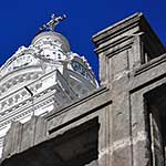 Santo Domingo with obligatory cross outside